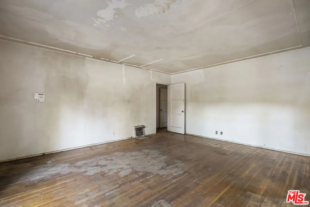 3017 Virginia Avenue, Santa Monica, California 90404 home-pic-7